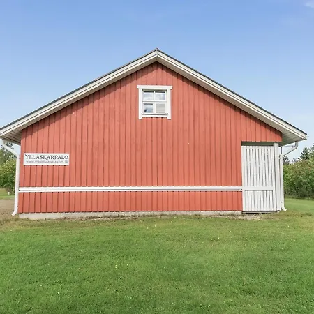 Yllaeskarpalo 2 Keskimmaeinen By Interhome Äkäslompolo